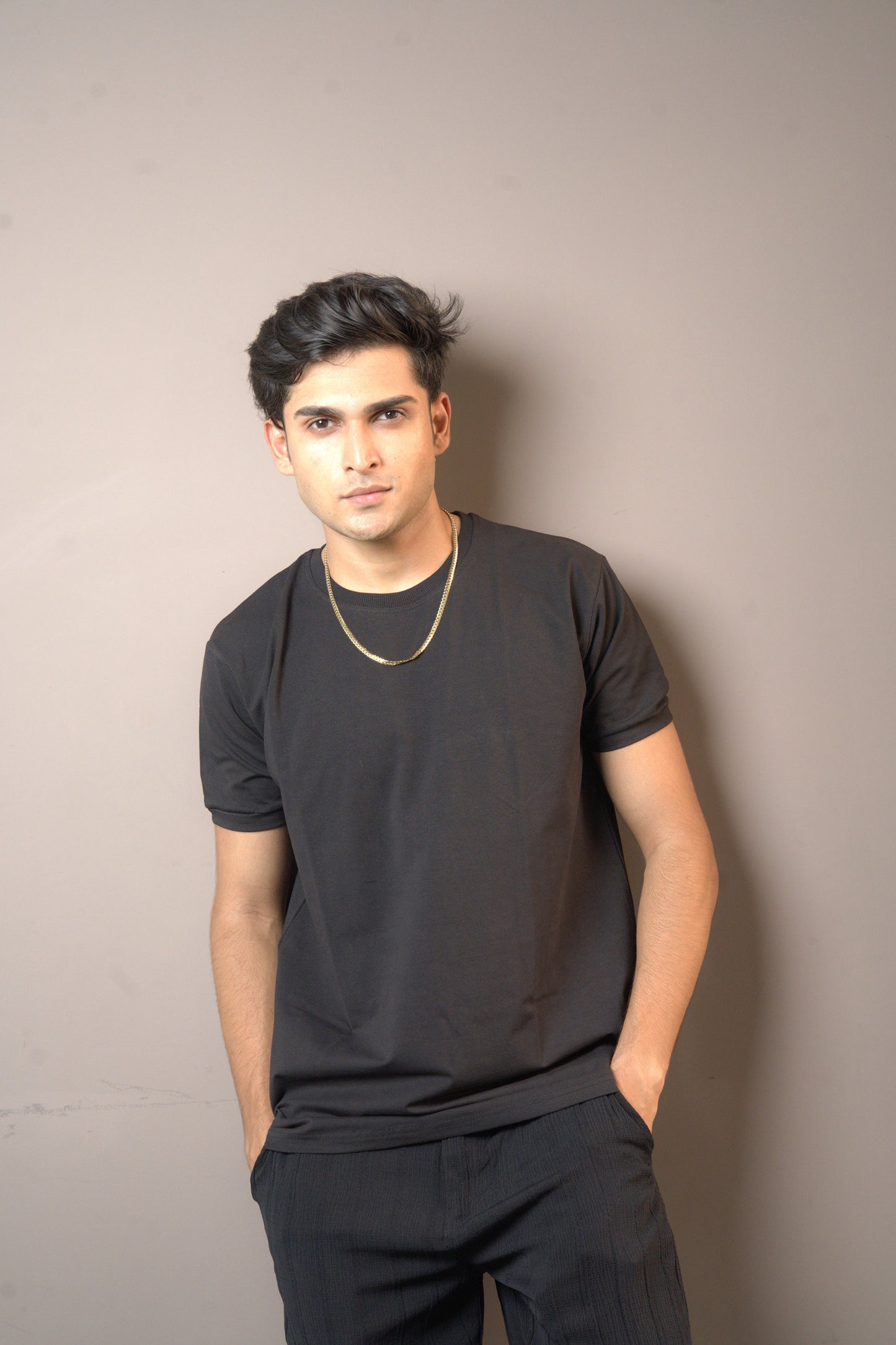 Black Pure Cotton Plain Tshirt