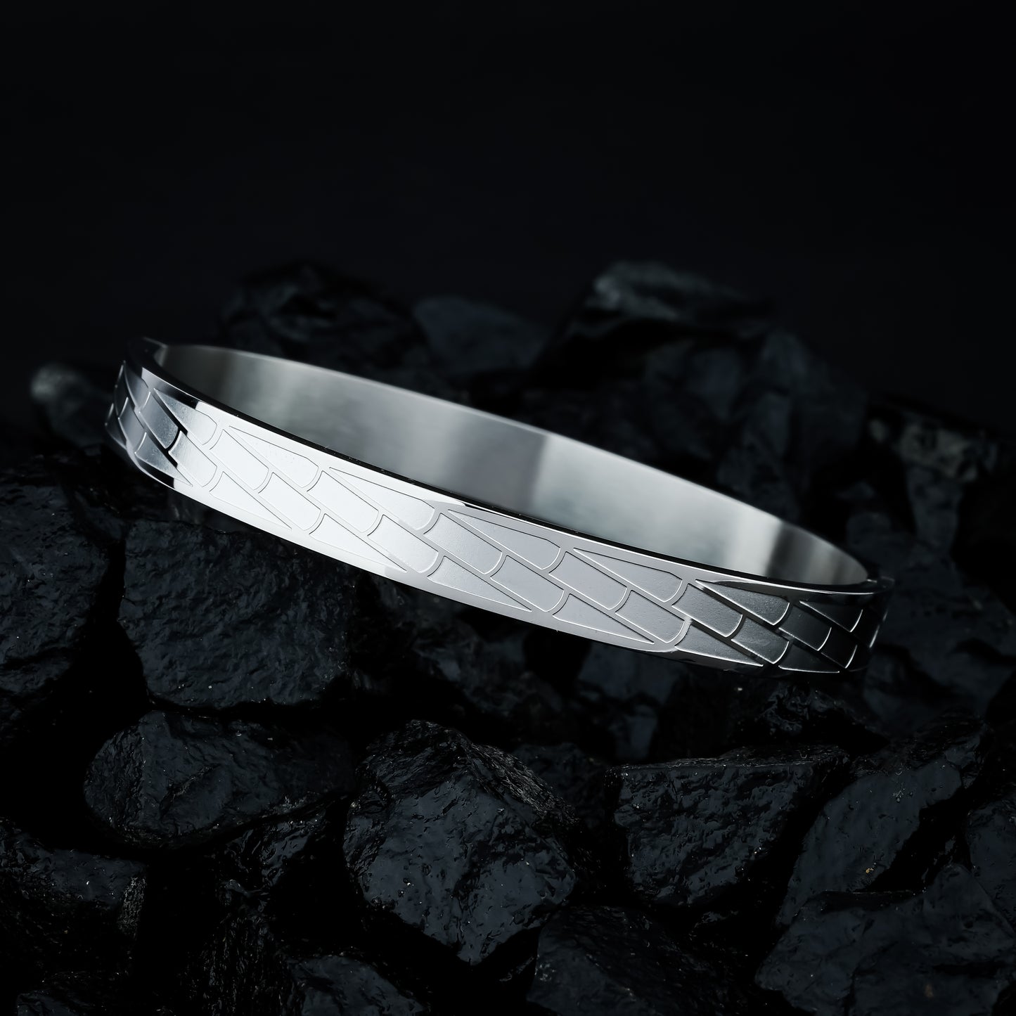 Treaded Silver Bangle