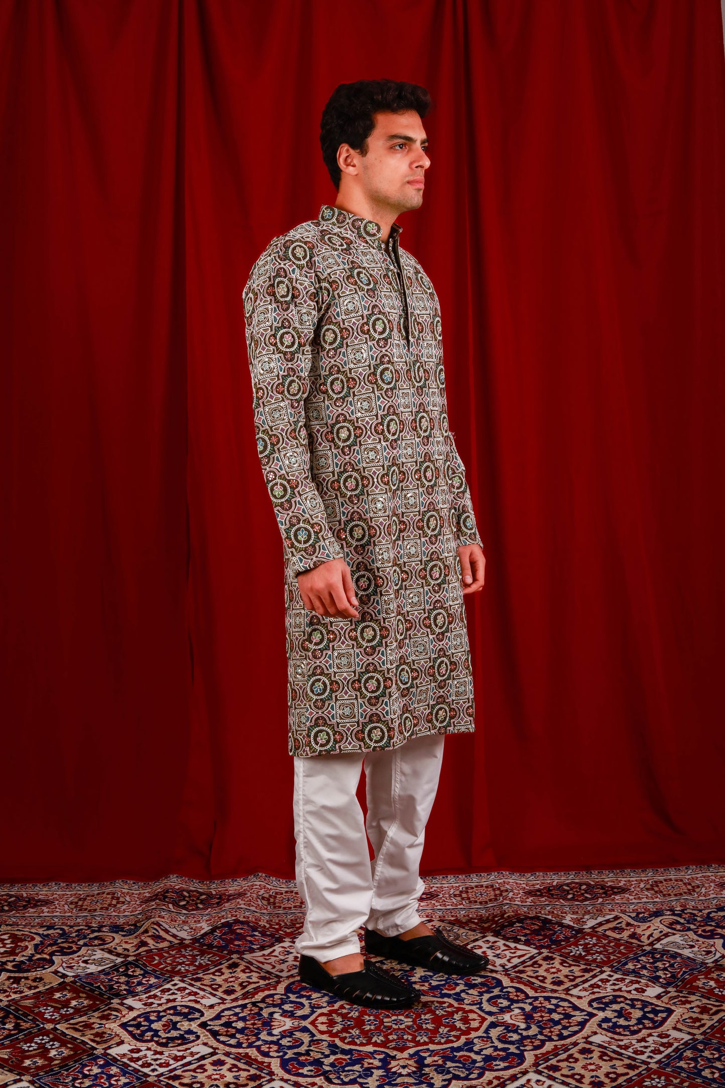 Heavy Embroidered Floral Kurta With Jari